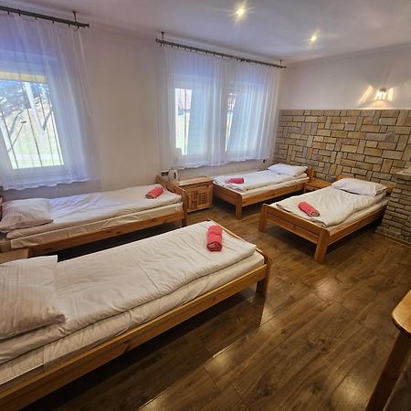 Pod Kamiennikiem Hotel Trzemesnia Kültér fotó