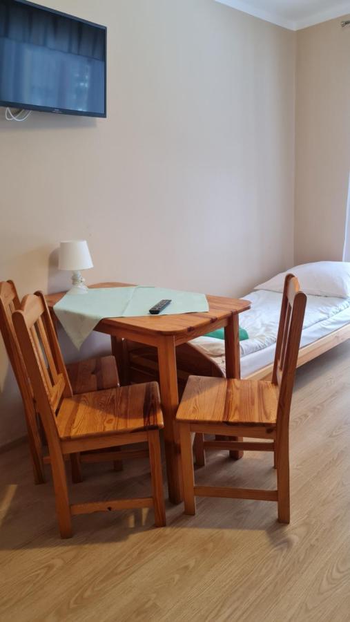 Pod Kamiennikiem Hotel Trzemesnia Kültér fotó
