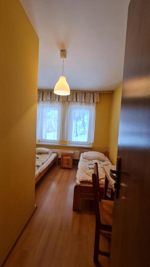 Pod Kamiennikiem Hotel Trzemesnia Kültér fotó