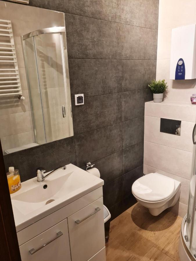 Pod Kamiennikiem Hotel Trzemesnia Kültér fotó