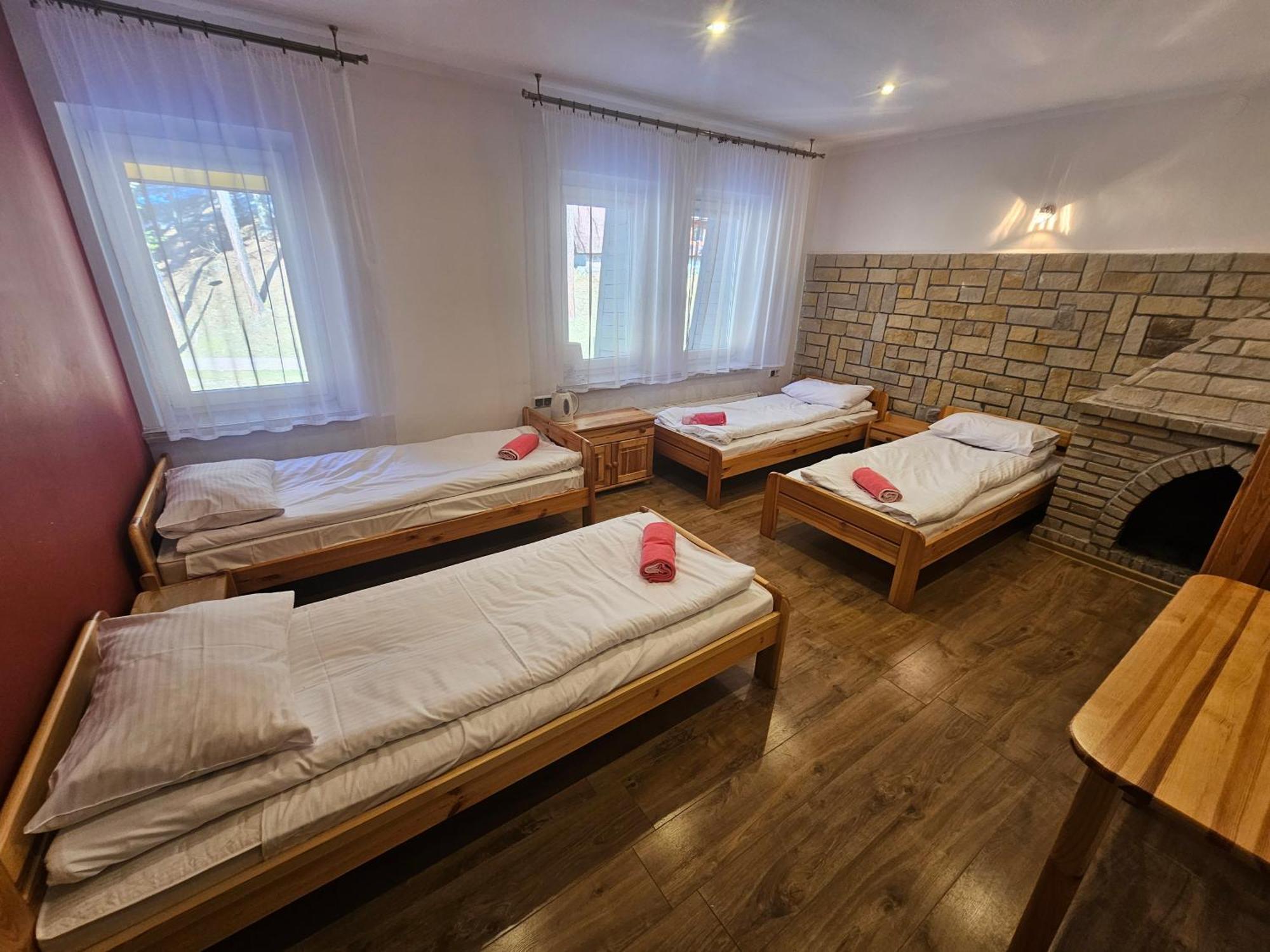 Pod Kamiennikiem Hotel Trzemesnia Kültér fotó