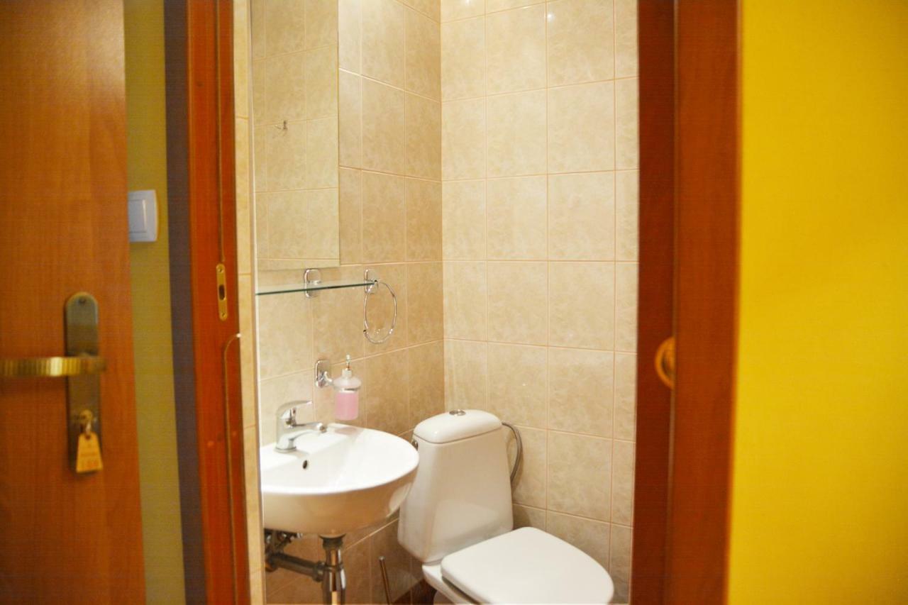 Pod Kamiennikiem Hotel Trzemesnia Kültér fotó