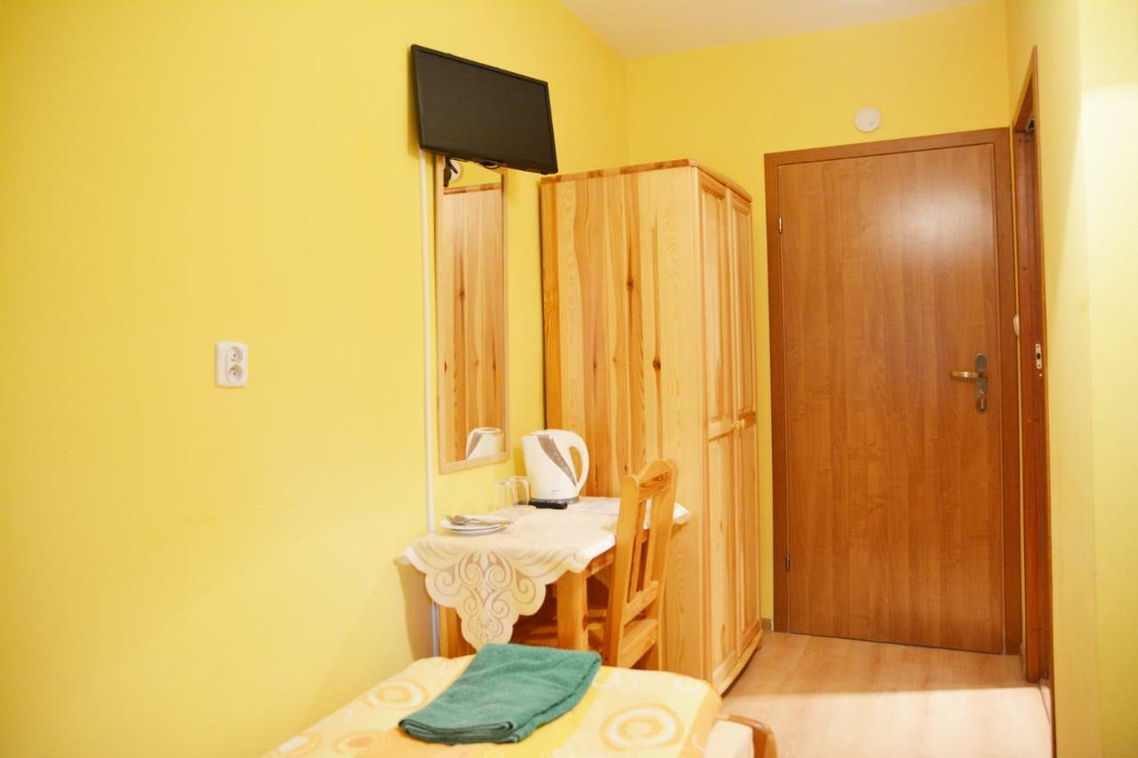 Pod Kamiennikiem Hotel Trzemesnia Kültér fotó