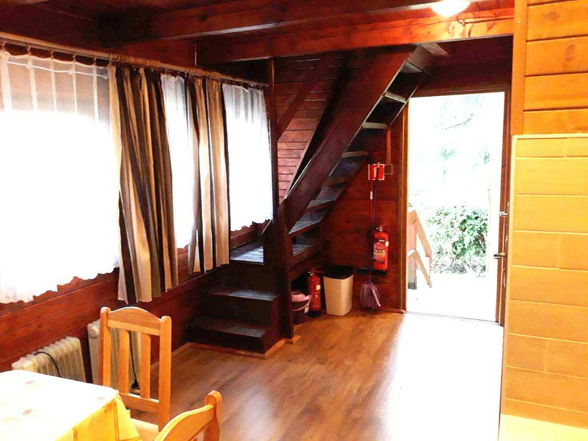 Pod Kamiennikiem Hotel Trzemesnia Kültér fotó